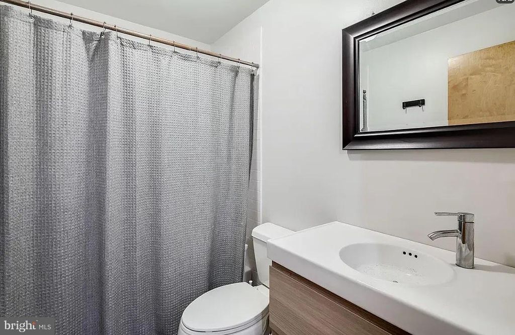 314-18 BROWN ST #B2, PHILADELPHIA, PA 19123 — photo 2
