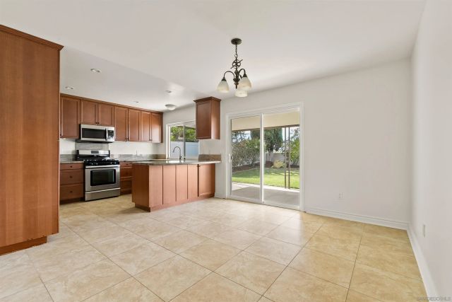 1658 Boyle Ave, Escondido, CA 92027