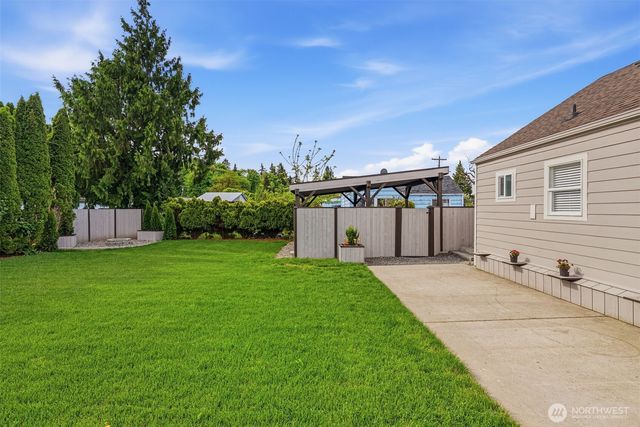 1116 3rd Avenue N, Kelso, WA 98626