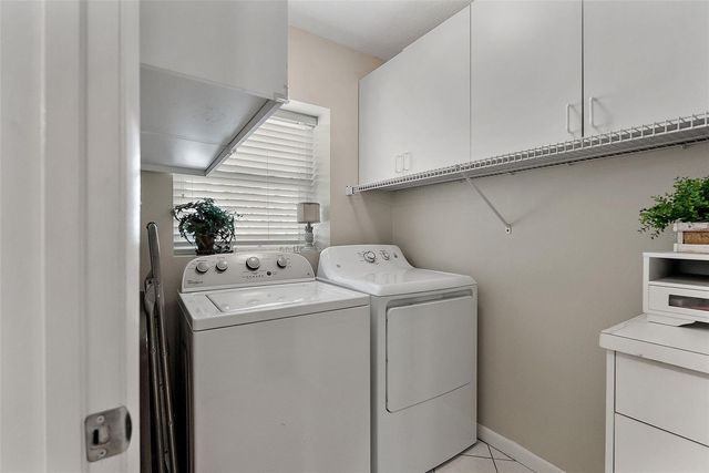 6085 BAHIA DEL MAR CIRCLE 272, St Petersburg, FL 33715