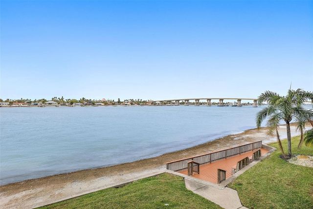 6085 BAHIA DEL MAR CIRCLE 272, St Petersburg, FL 33715