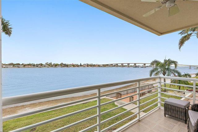 6085 BAHIA DEL MAR CIRCLE 272, St Petersburg, FL 33715
