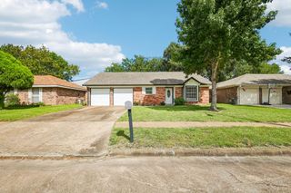 4202 Townes Forest Road, Friendswood, TX 77546