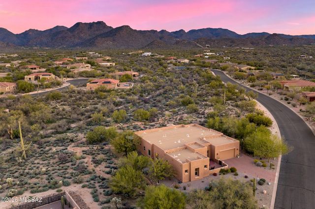 12505 N Faraway Wash Trail, Marana, AZ 85658