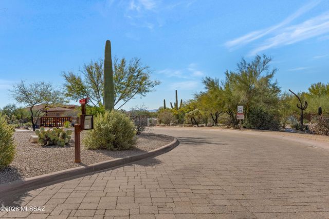 12505 N Faraway Wash Trail, Marana, AZ 85658