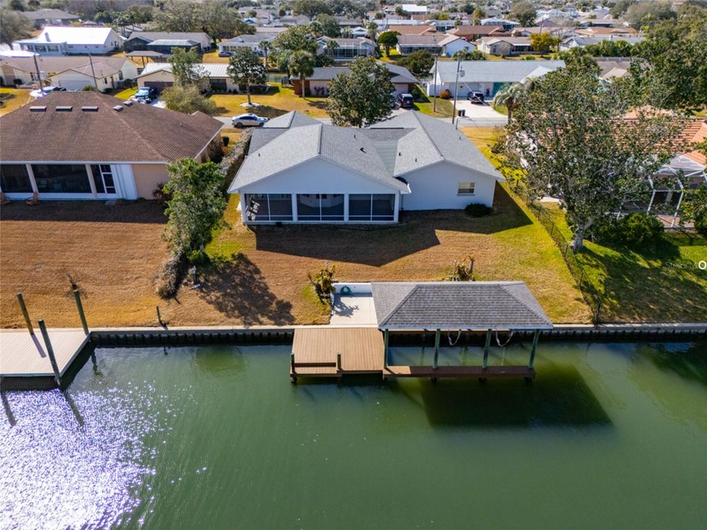 Image 2 of property listing at 21 CLAYMONT COURT S, Palm Coast, FL 32137