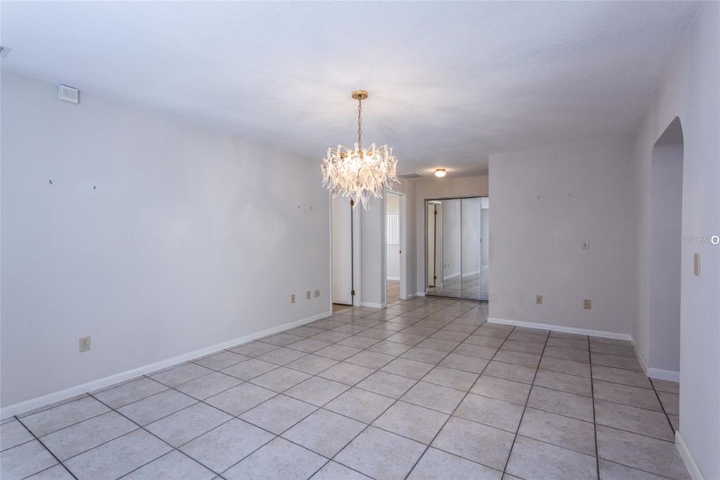 Image 17 of property listing at 21 CLAYMONT COURT S, Palm Coast, FL 32137