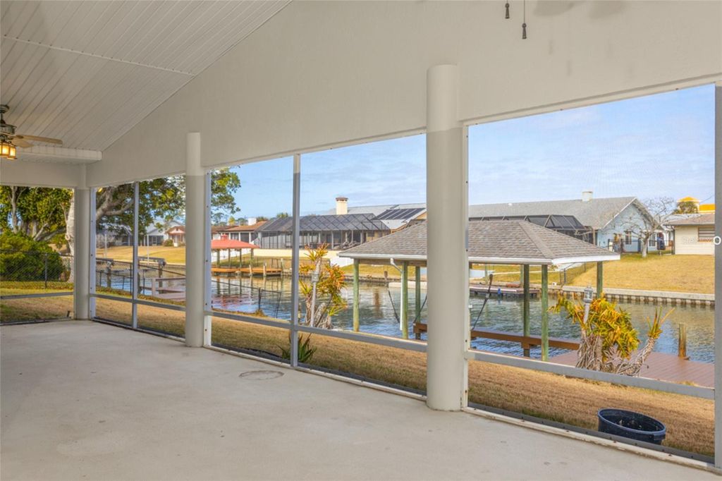 Image 33 of property listing at 21 CLAYMONT COURT S, Palm Coast, FL 32137