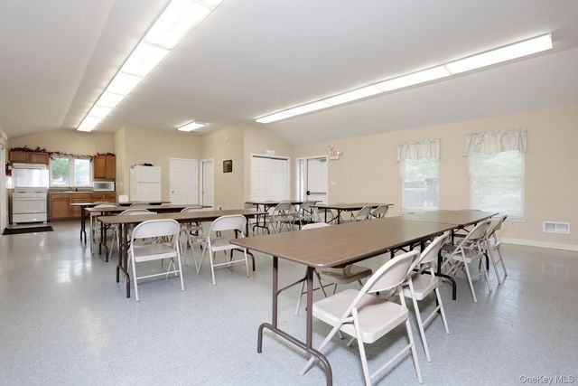 99 Boniface Drive 2D, Pine Bush, NY 12566