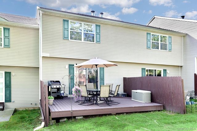 99 Boniface Drive 2D, Pine Bush, NY 12566