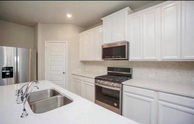 21607 Blue Sapphire, Richmond, TX 77407