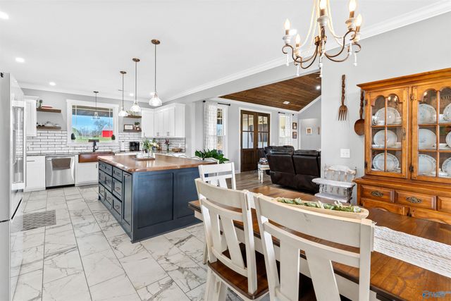 1755 Feemster Gap Road, Guntersville, AL 35976