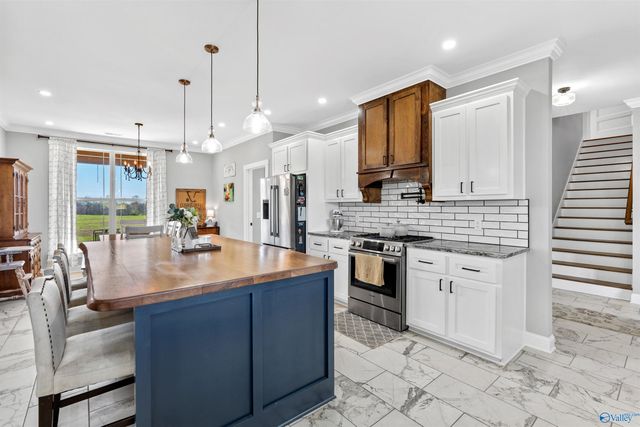 1755 Feemster Gap Road, Guntersville, AL 35976