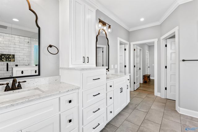 1755 Feemster Gap Road, Guntersville, AL 35976