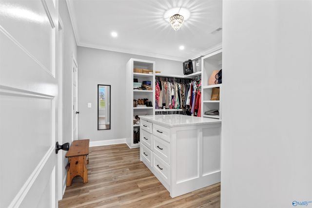 1755 Feemster Gap Road, Guntersville, AL 35976