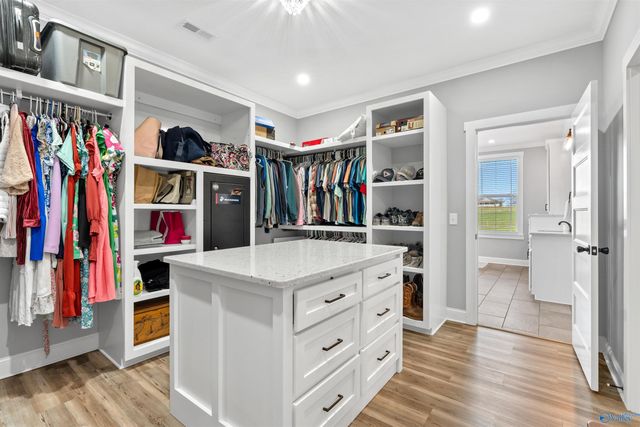 1755 Feemster Gap Road, Guntersville, AL 35976