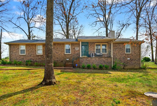 4004 S Breckenridge Ct, Springfield, TN 37172