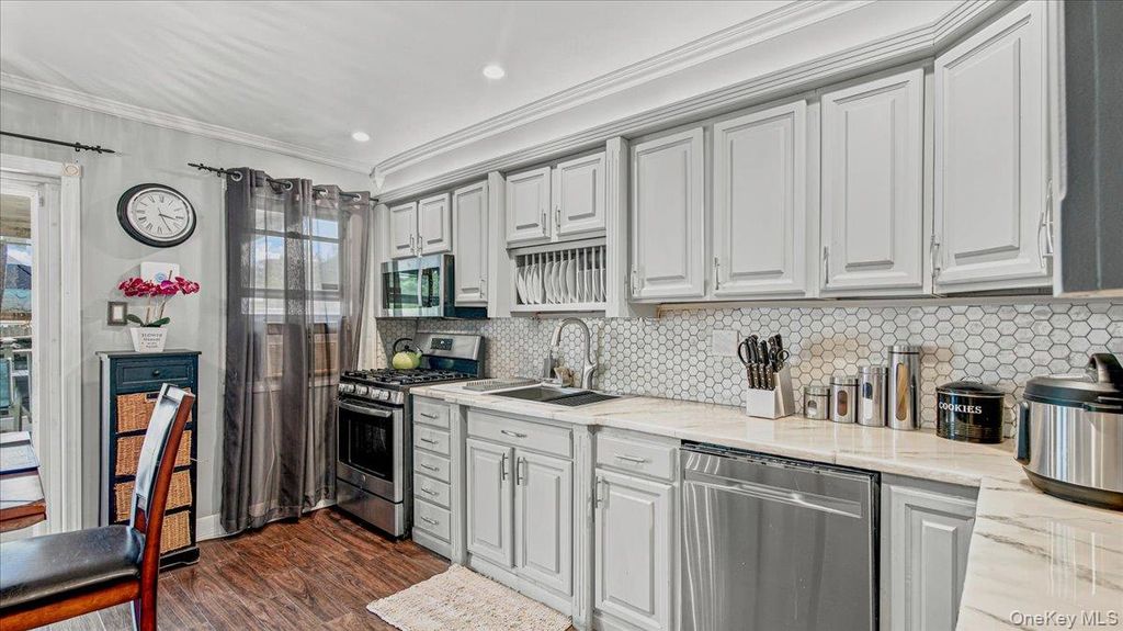 108-18 63rd Drive, Forest Hills, NY 11375 — photo 3