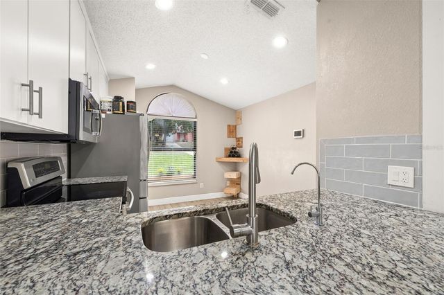 6613 CHANTRY STREET, Orlando, FL 32835