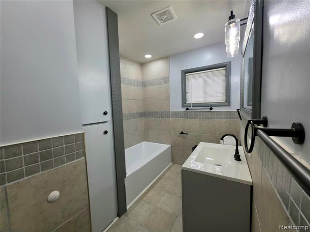 1846 Hosler Street, Flint, MI 48503
