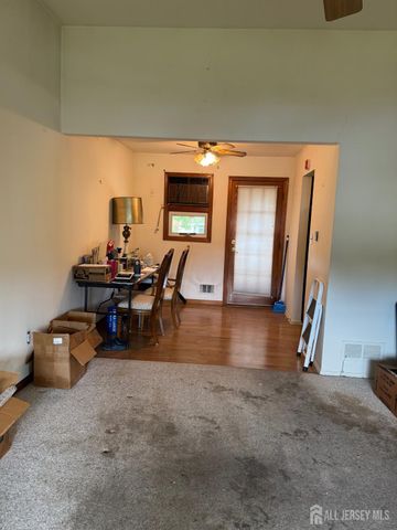205 Fleet Avenue, Edison, NJ 08820