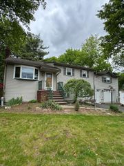 205 Fleet Avenue, Edison, NJ 08820