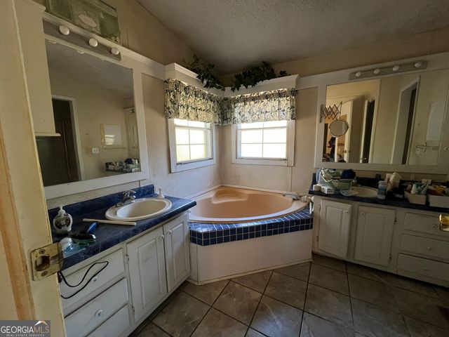 6330 Riggins Mill Road, Dry Branch, GA 31020