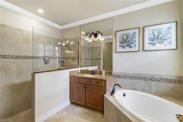 28522 Westmeath CT, Bonita Springs, FL 34135