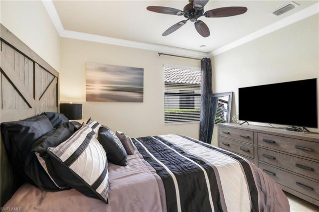 28522 Westmeath CT, Bonita Springs, FL 34135
