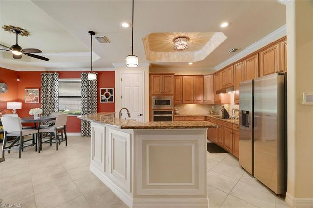 28522 Westmeath CT, Bonita Springs, FL 34135