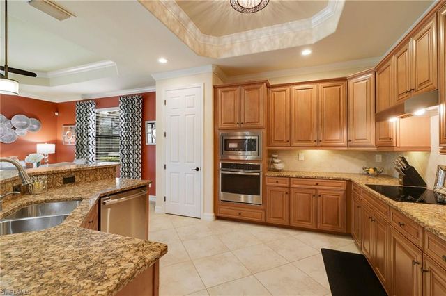 28522 Westmeath CT, Bonita Springs, FL 34135
