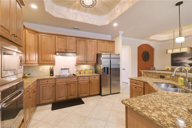 28522 Westmeath CT, Bonita Springs, FL 34135
