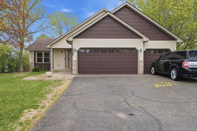 2529 Edinbrook Terrace, Brooklyn Park, MN 55443