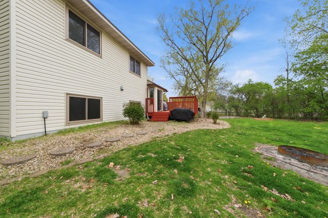 2529 Edinbrook Terrace, Brooklyn Park, MN 55443