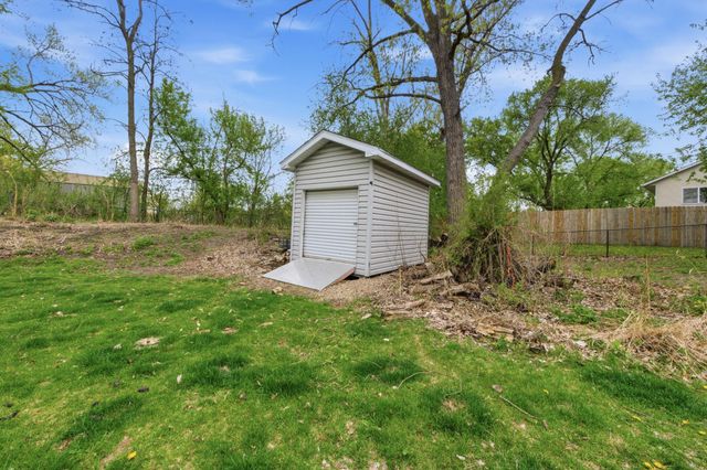 2529 Edinbrook Terrace, Brooklyn Park, MN 55443