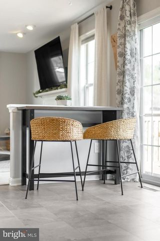 200 DOUBLETREE PL, Port Matilda, PA 16870