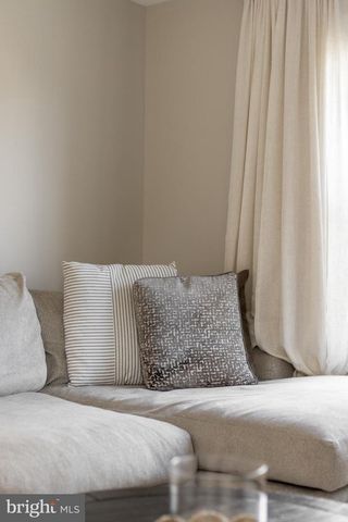 200 DOUBLETREE PL, Port Matilda, PA 16870