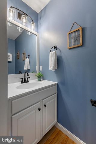 200 DOUBLETREE PL, Port Matilda, PA 16870