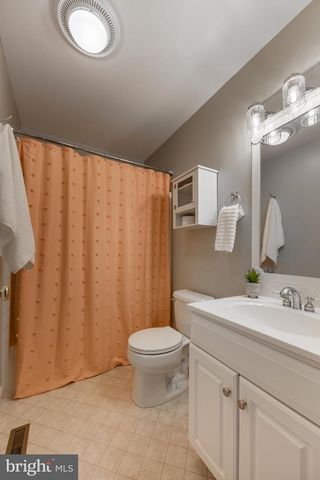 200 DOUBLETREE PL, Port Matilda, PA 16870