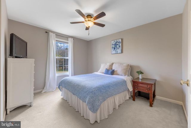 200 DOUBLETREE PL, Port Matilda, PA 16870