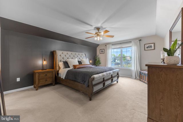 200 DOUBLETREE PL, Port Matilda, PA 16870