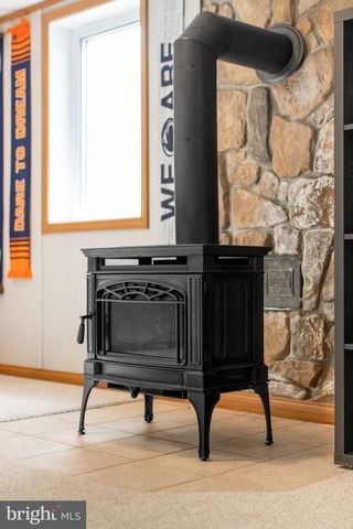 200 DOUBLETREE PL, Port Matilda, PA 16870