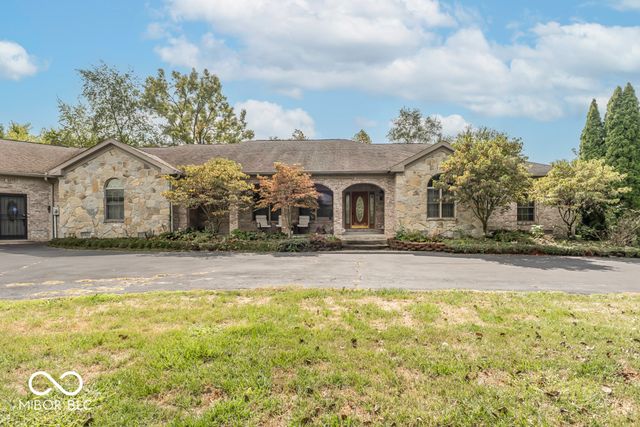 2437 Walnut Street, Greenfield, IN 46140