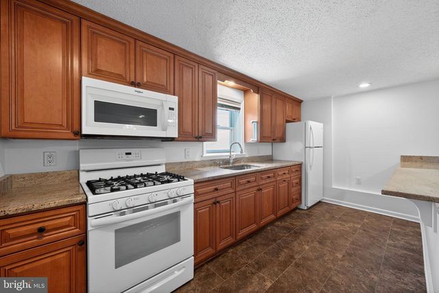 119 GARY DR, Hamilton, NJ 08690