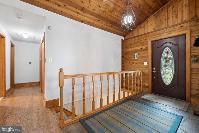 10904 MANLEY RD, Nokesville, VA 20181