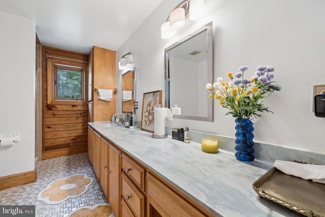 10904 MANLEY RD, Nokesville, VA 20181