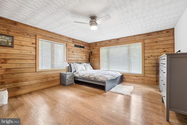 10904 MANLEY RD, Nokesville, VA 20181