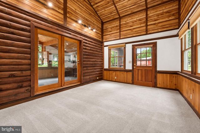 10904 MANLEY RD, Nokesville, VA 20181