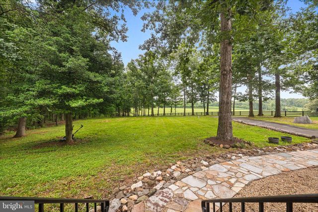 10904 MANLEY RD, Nokesville, VA 20181