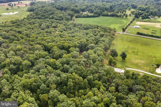 10904 MANLEY RD, Nokesville, VA 20181